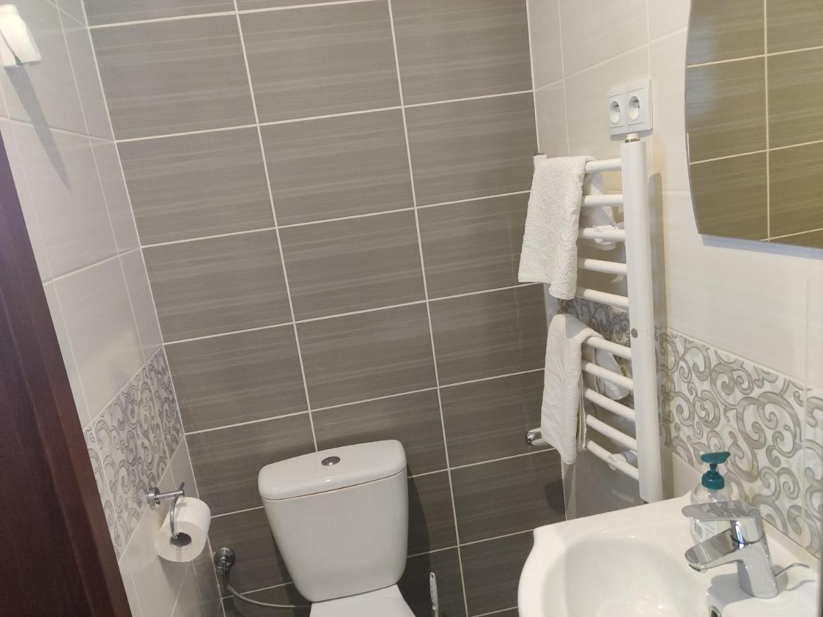 Hostal Cztery Pory Roku Białowieża Exterior foto