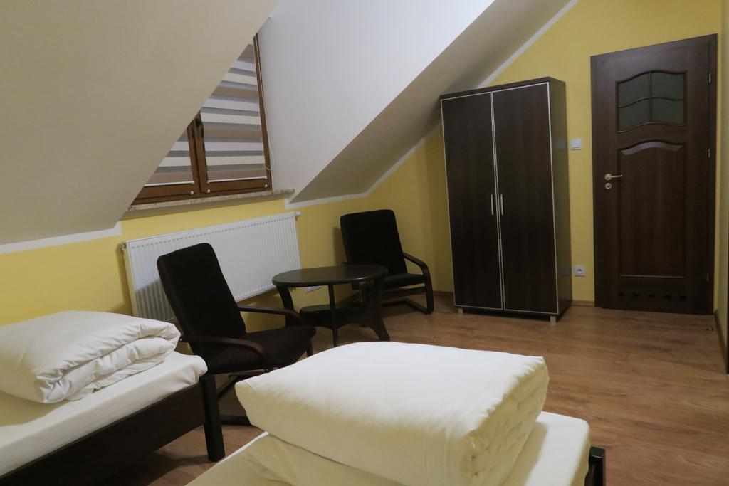 Hostal Cztery Pory Roku Białowieża Habitación foto