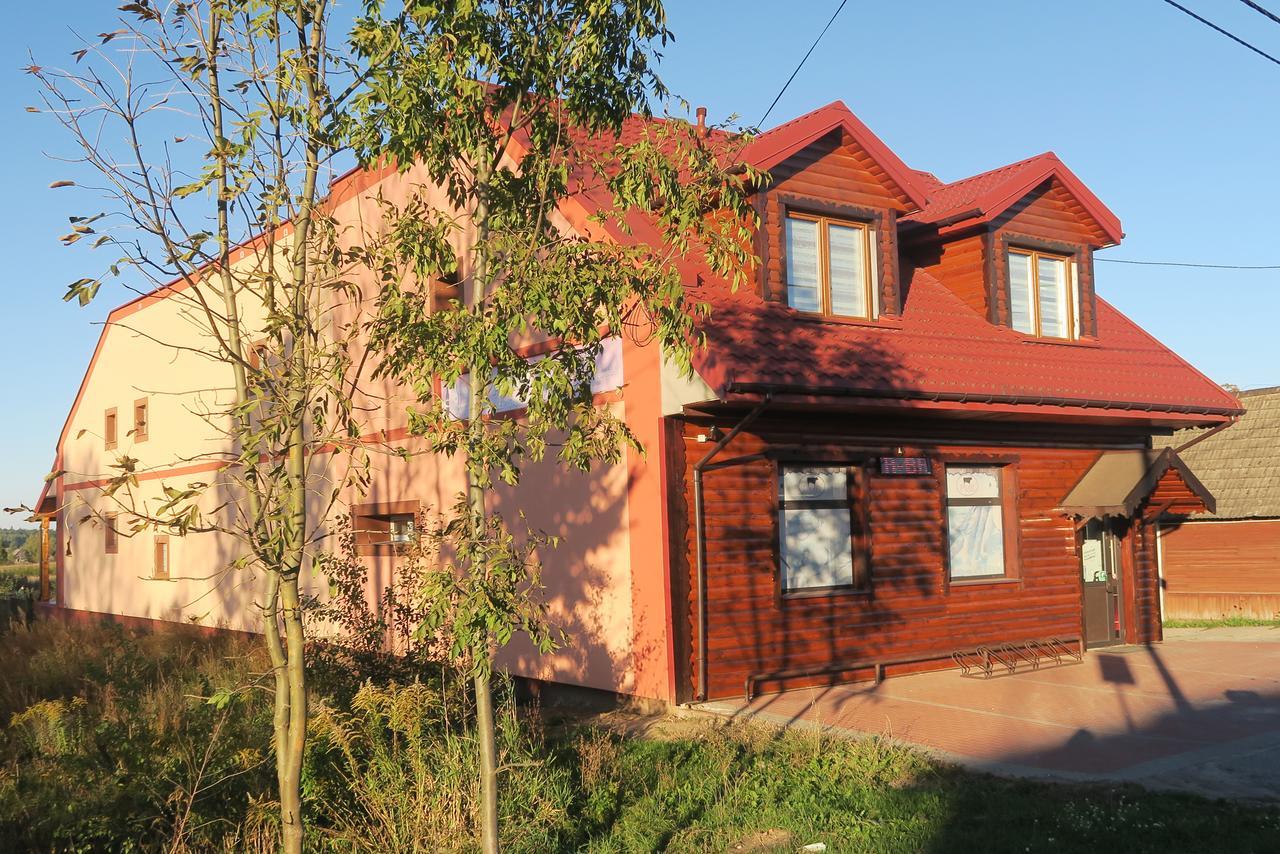 Hostal Cztery Pory Roku Białowieża Exterior foto